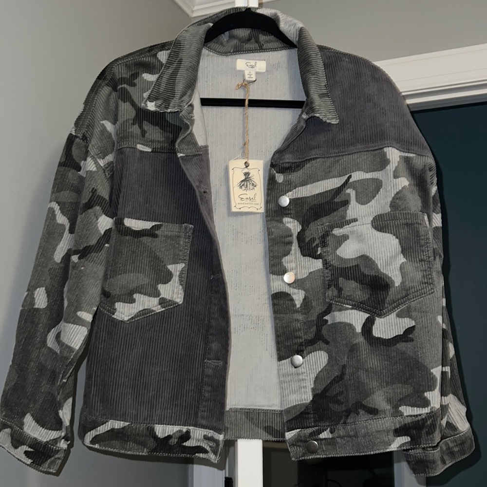 Camo Easel Jacket